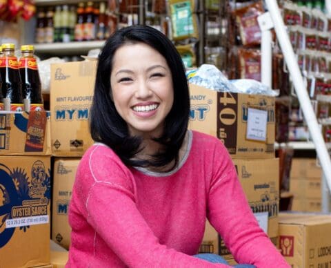 A Conversation with Pailin Chongchitnant: In-Person & Online Image